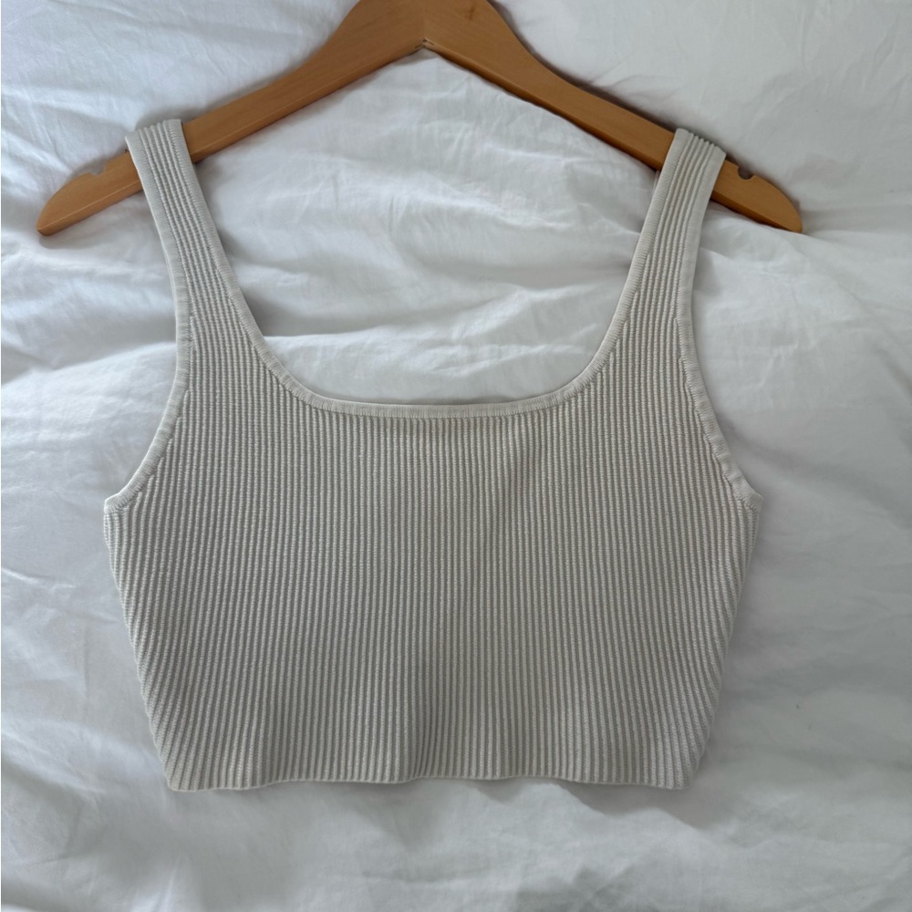 Aritzia white sculpt knit tank